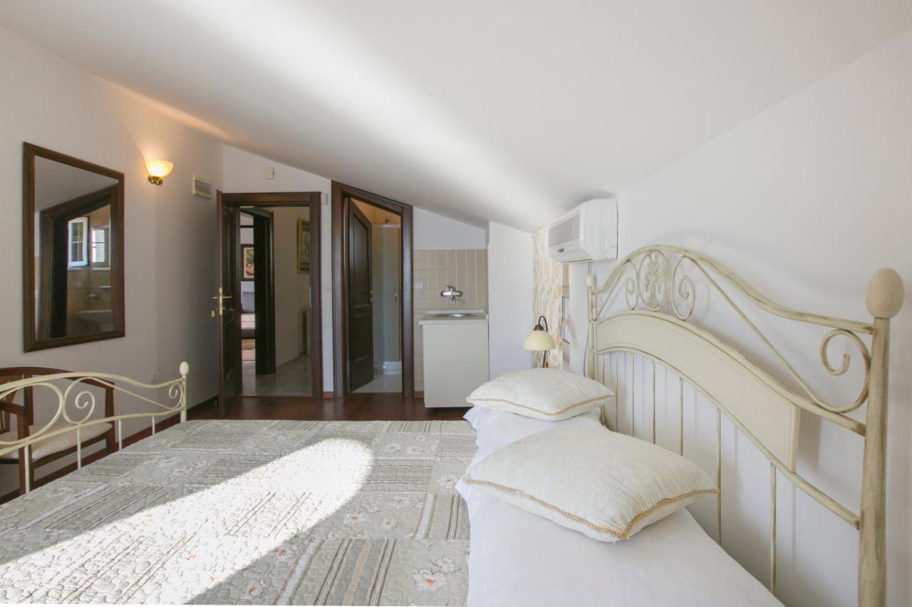 Royal Holiday Apartments Sveti Stefan Ngoại thất bức ảnh