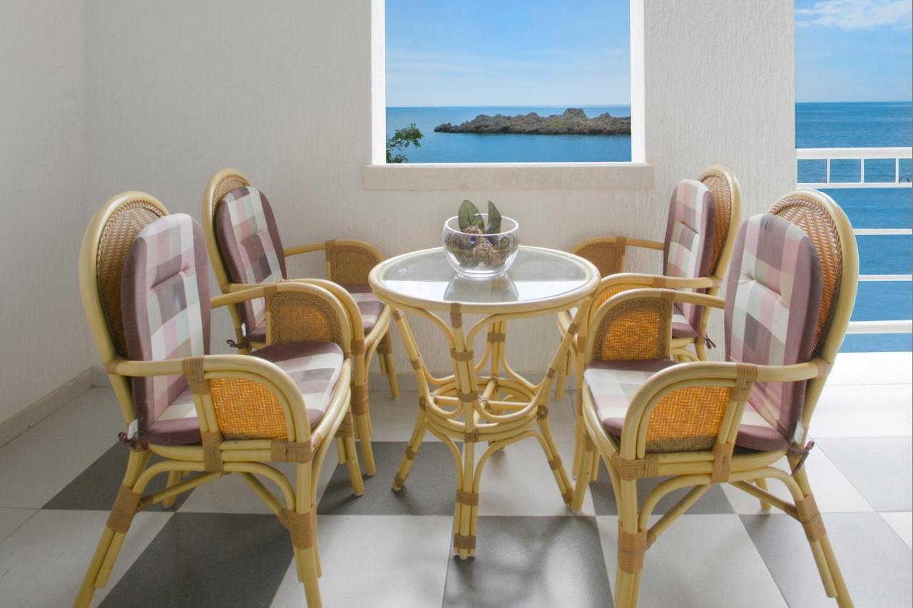 Royal Holiday Apartments Sveti Stefan Ngoại thất bức ảnh