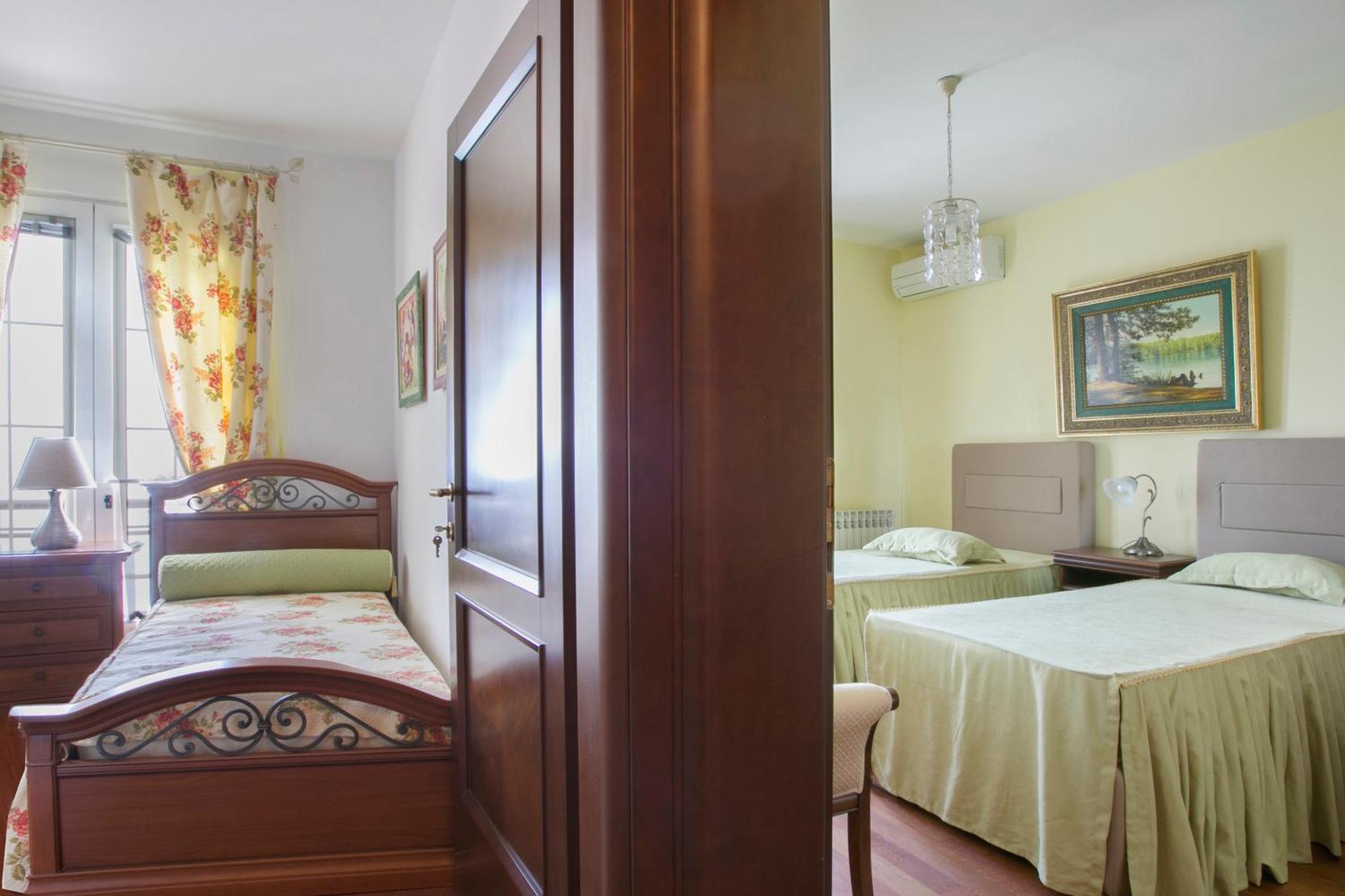 Royal Holiday Apartments Sveti Stefan Ngoại thất bức ảnh
