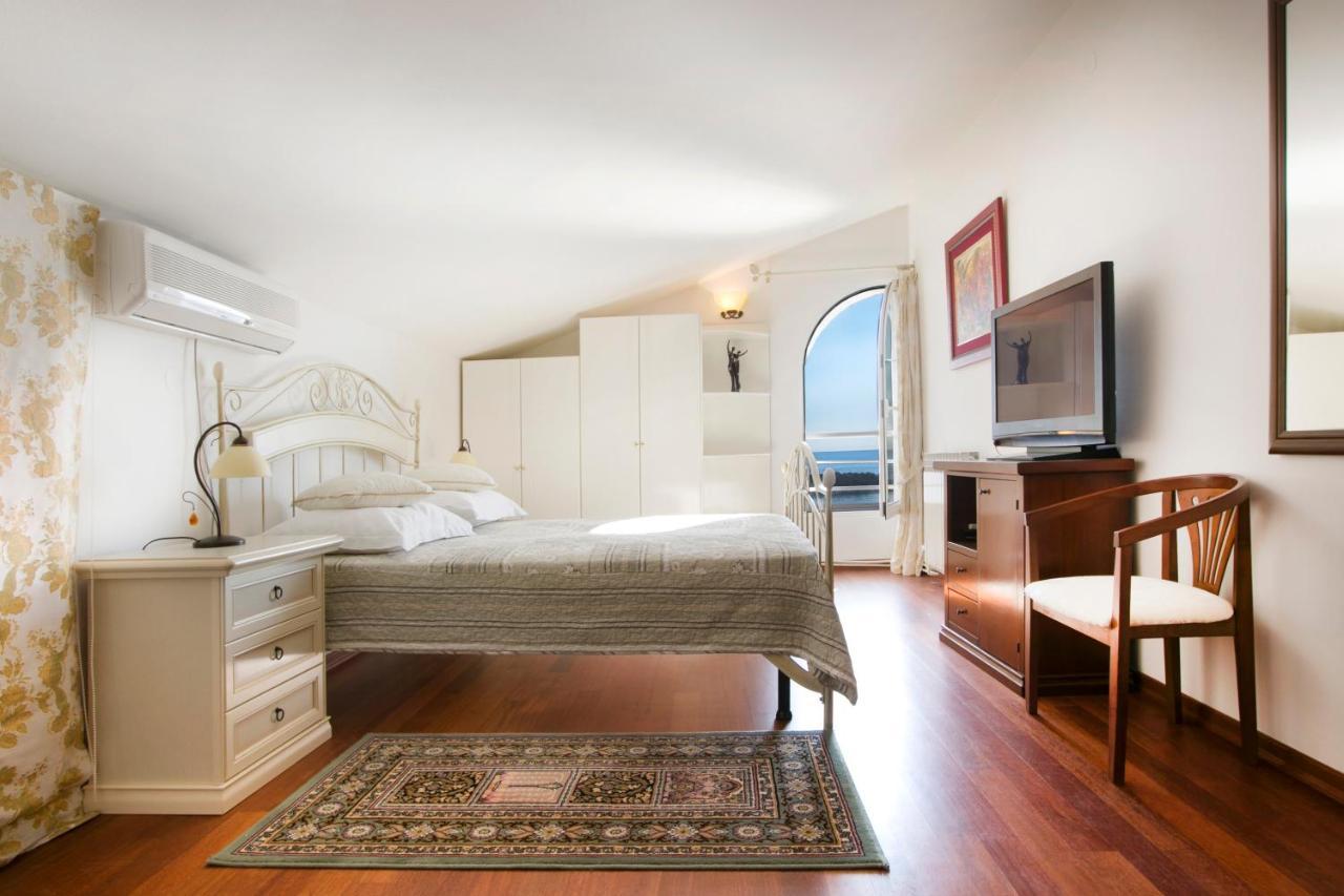 Royal Holiday Apartments Sveti Stefan Ngoại thất bức ảnh