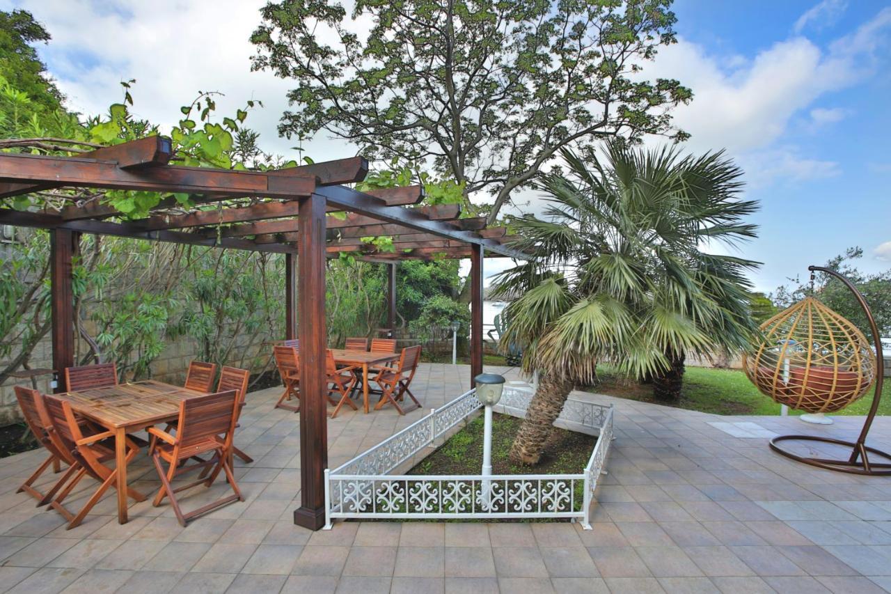Royal Holiday Apartments Sveti Stefan Ngoại thất bức ảnh