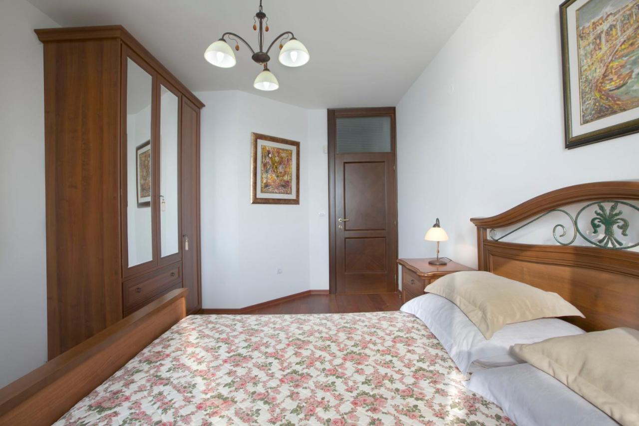 Royal Holiday Apartments Sveti Stefan Ngoại thất bức ảnh