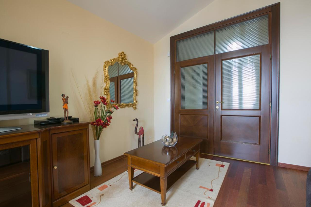 Royal Holiday Apartments Sveti Stefan Ngoại thất bức ảnh