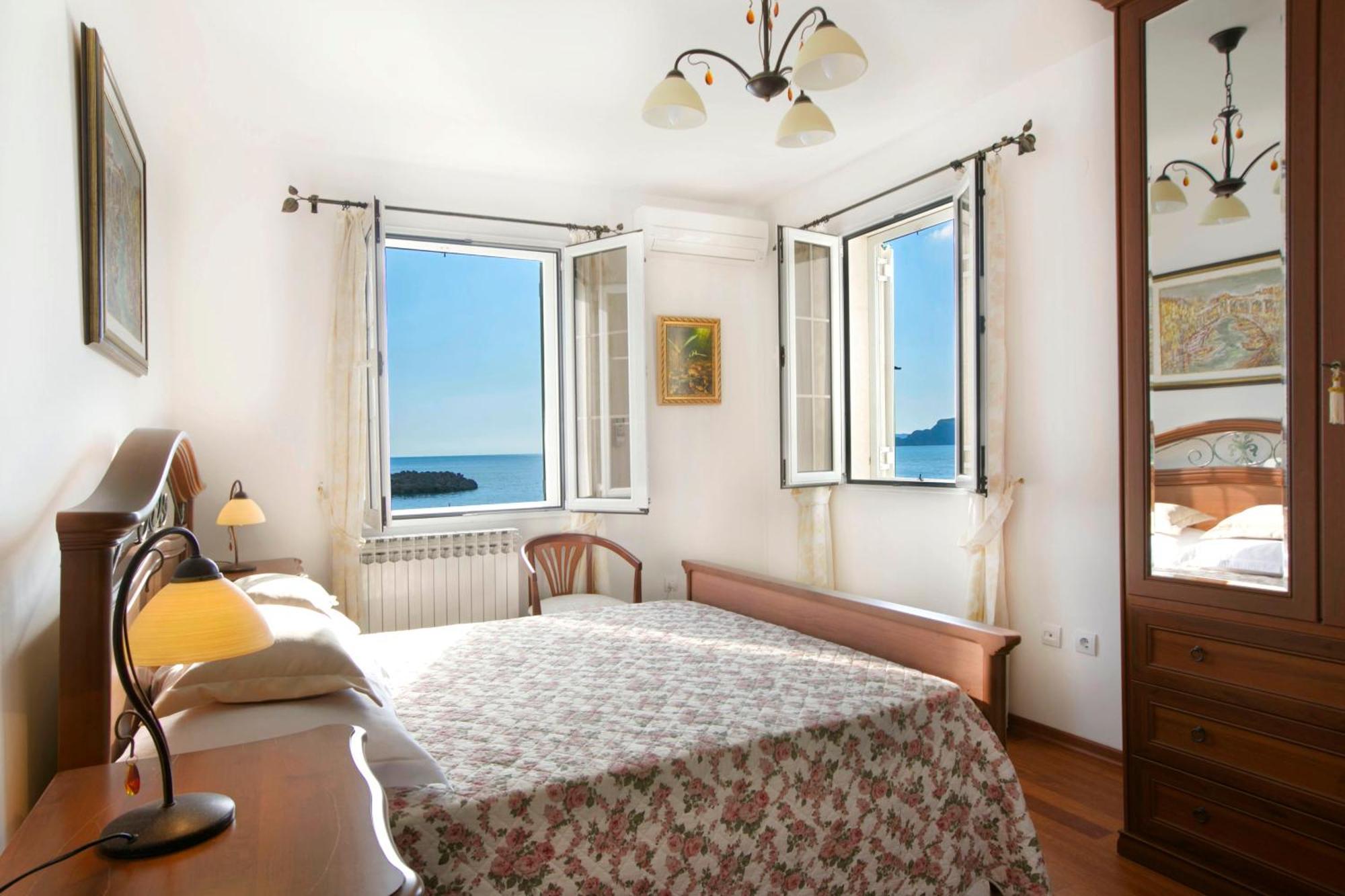 Royal Holiday Apartments Sveti Stefan Ngoại thất bức ảnh